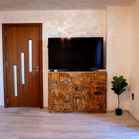 Light Apartment Varna Esterno foto